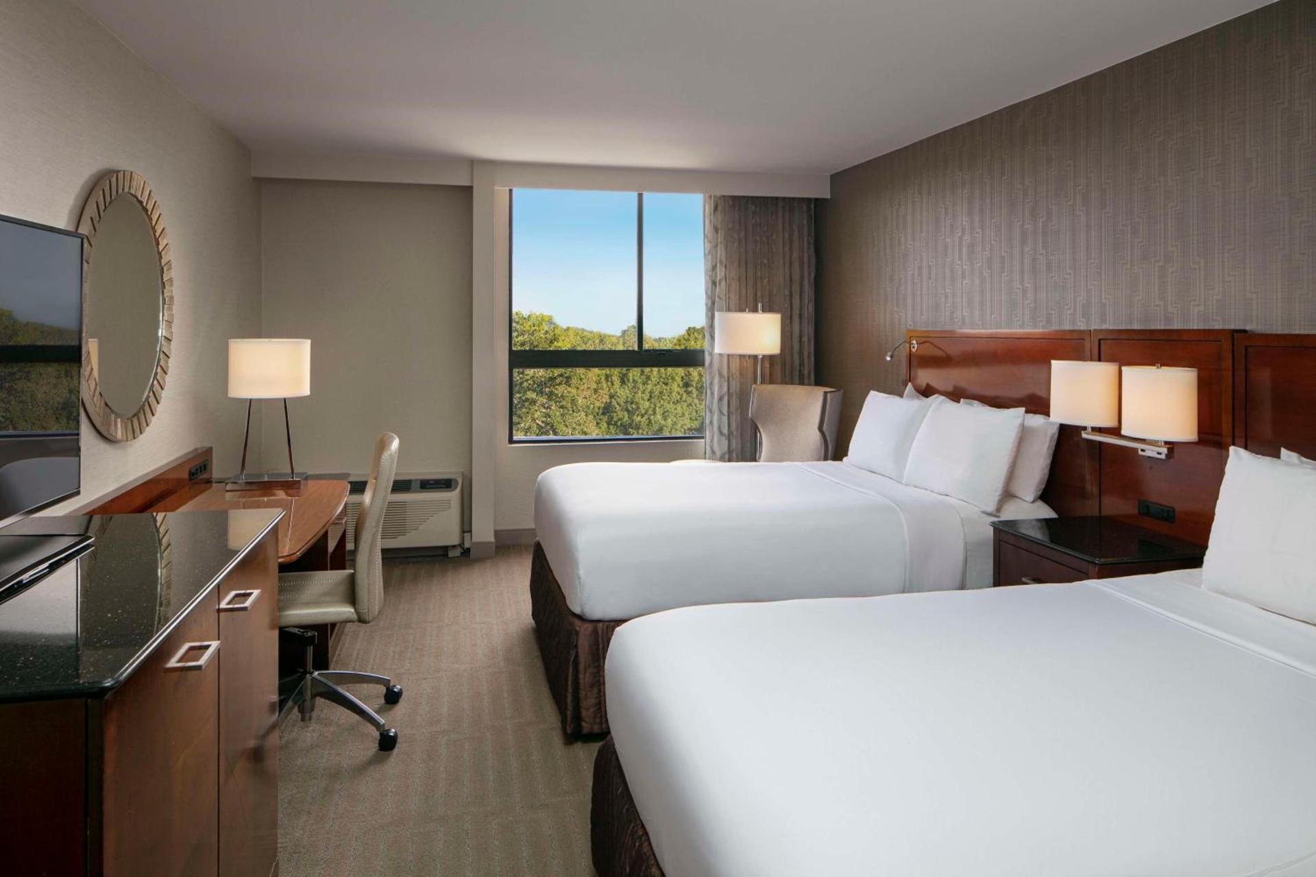 Sonesta Charlotte Lower South End photo 16