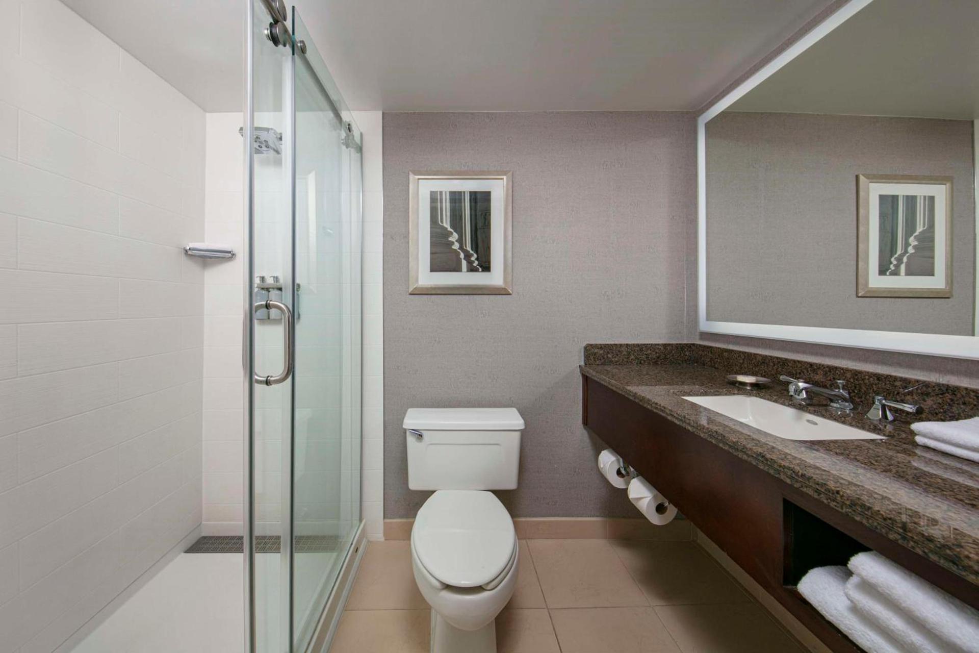 Sonesta Charlotte Lower South End photo 19