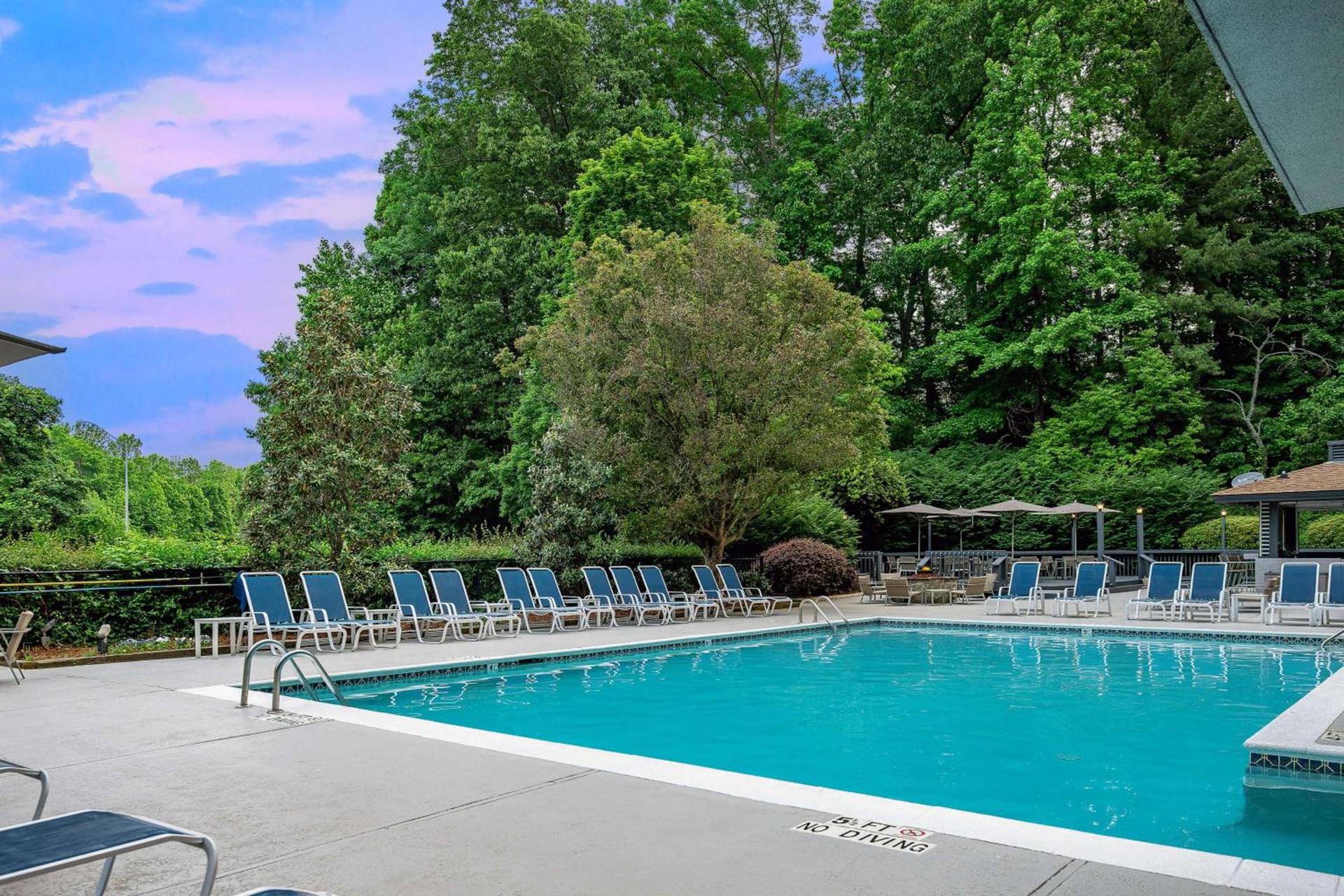 Sonesta Charlotte Lower South End photo 62