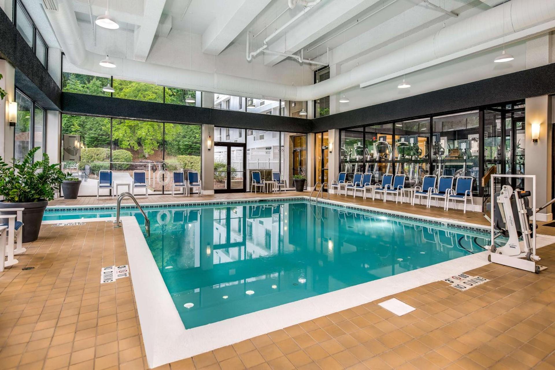 Sonesta Charlotte Lower South End photo 67