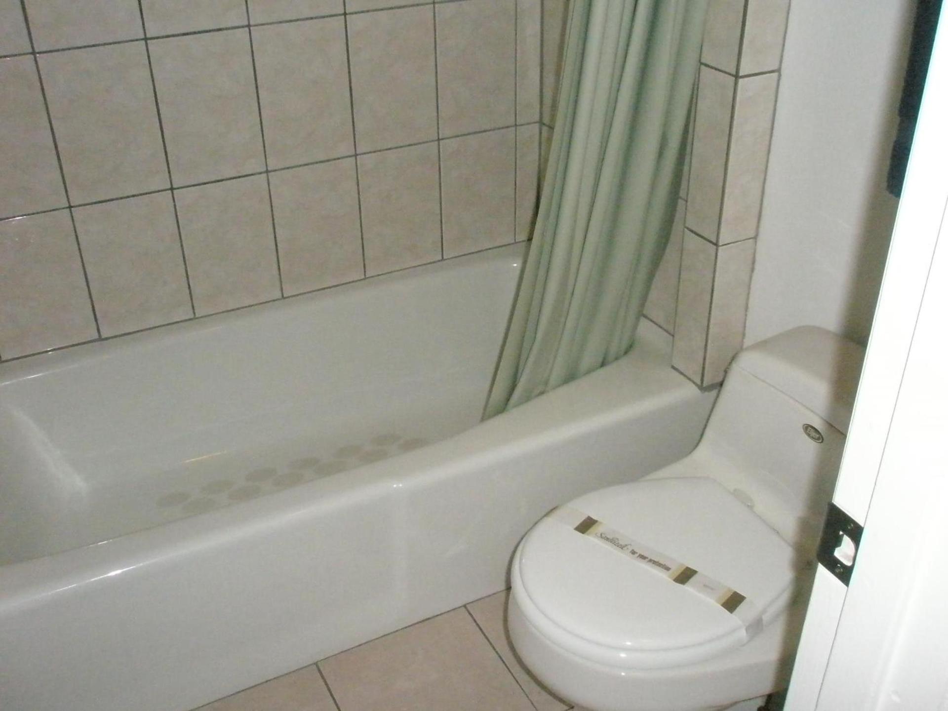 Mel Haven Motel photo 37
