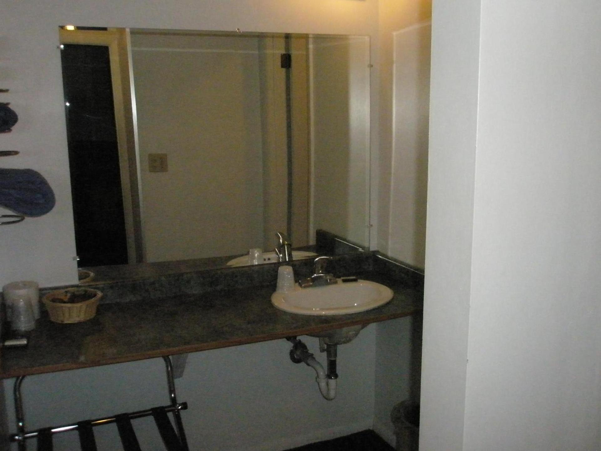 Mel Haven Motel photo 46