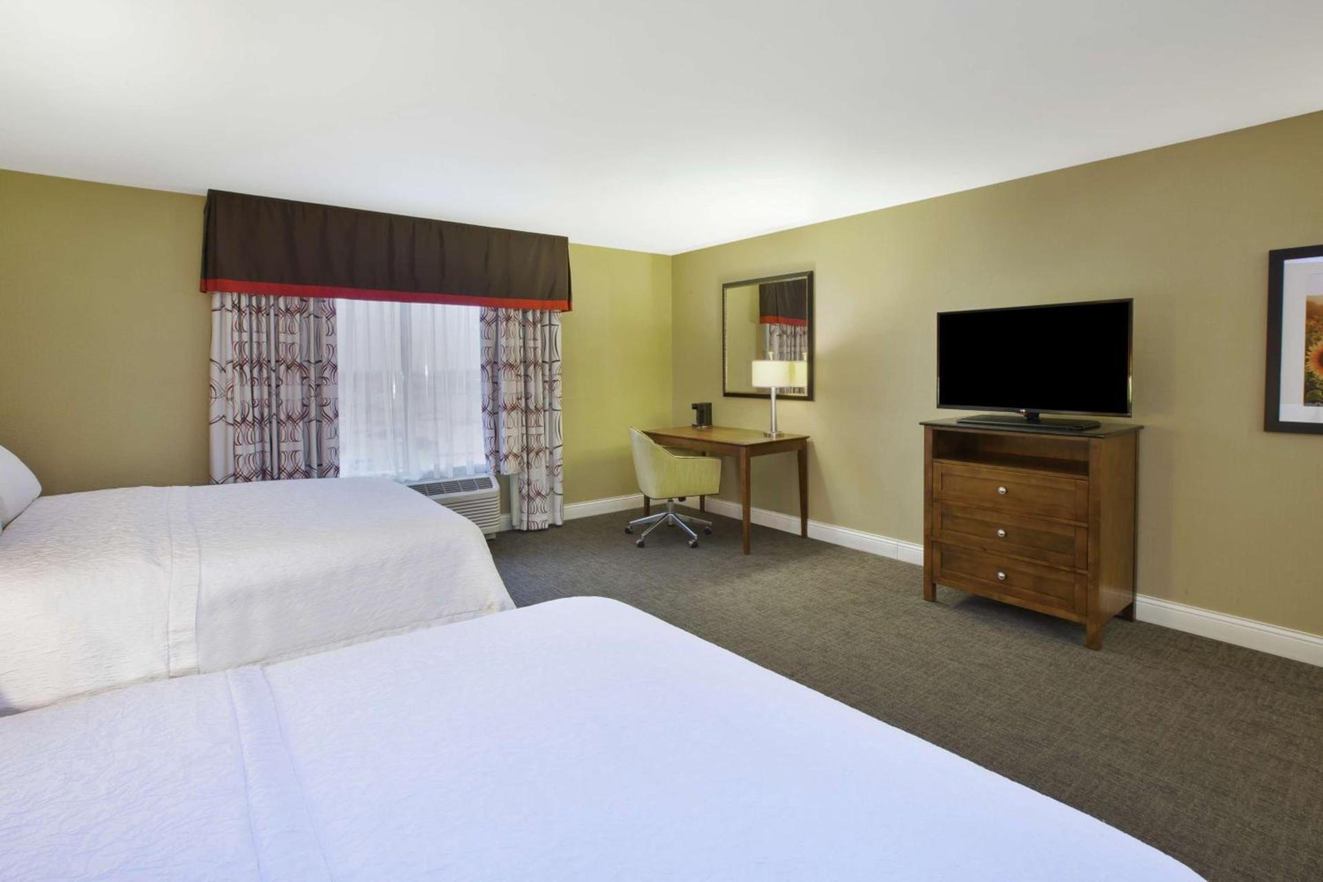 Hampton Inn & Suites Wichita-Northeast photo 27