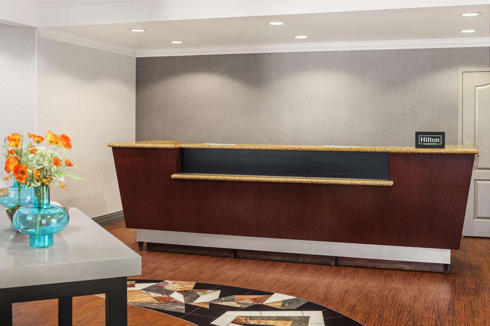 Hampton Inn Fairmont photo 8