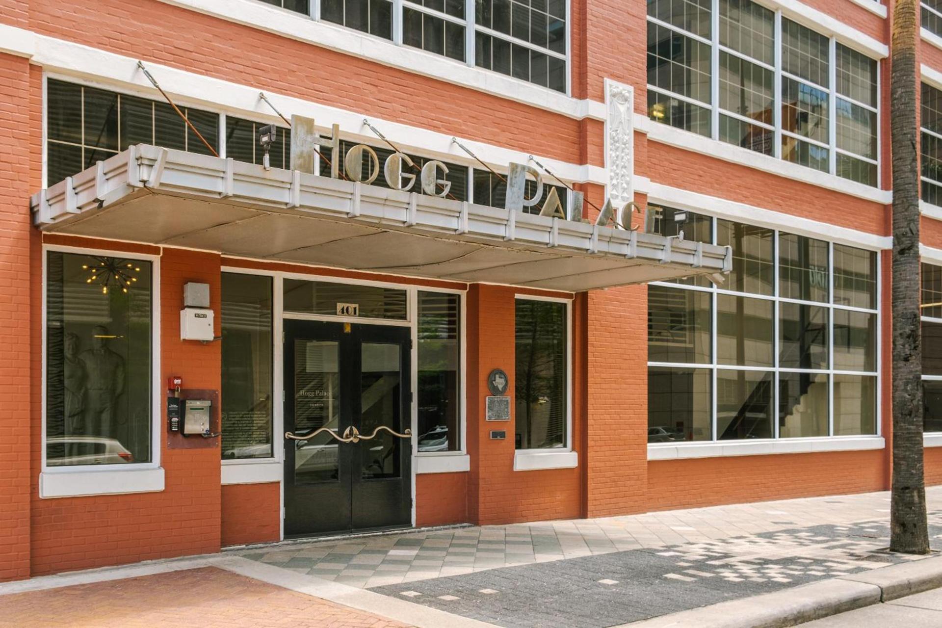 The District at Hogg Palace, A Wyndham Hotel photo 49