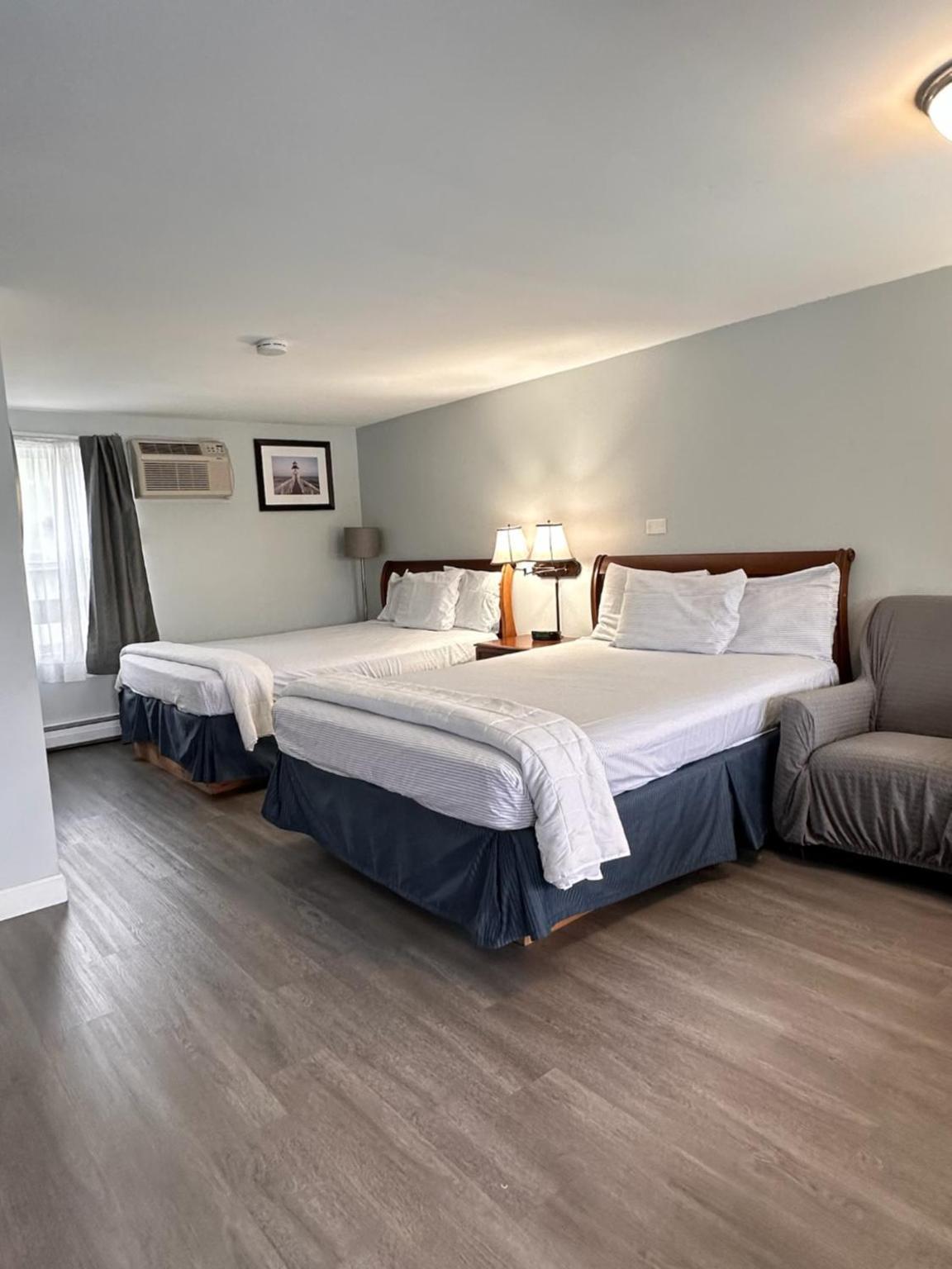 Cape Shore Inn photo 41