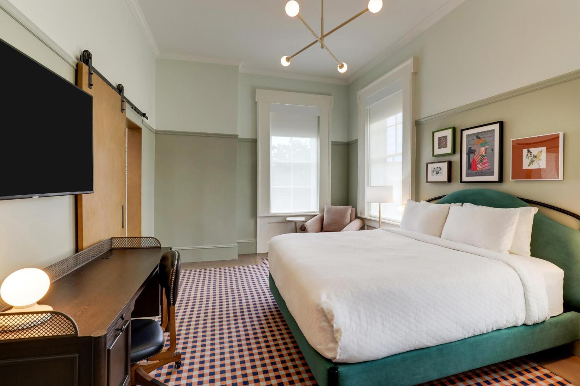 Trilogy Hotel Montgomery, Autograph Collection photo 4