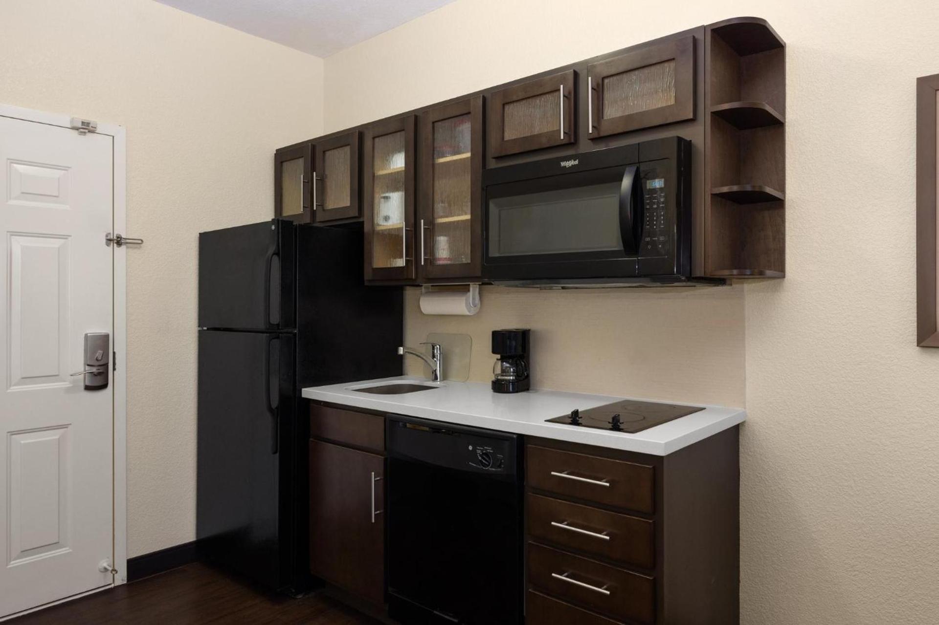 Candlewood Suites Bismarck photo 69