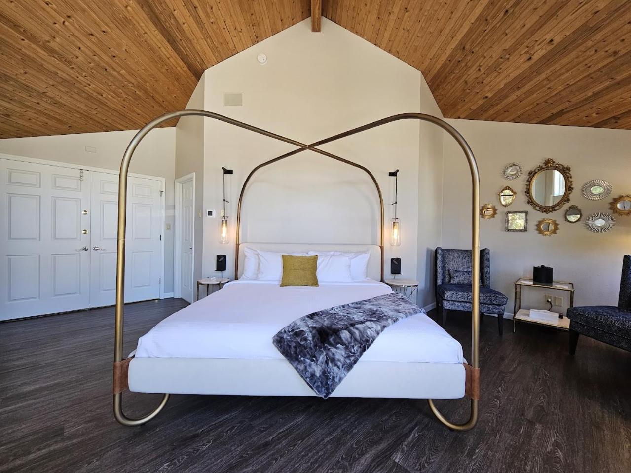 Ocean House photo 60