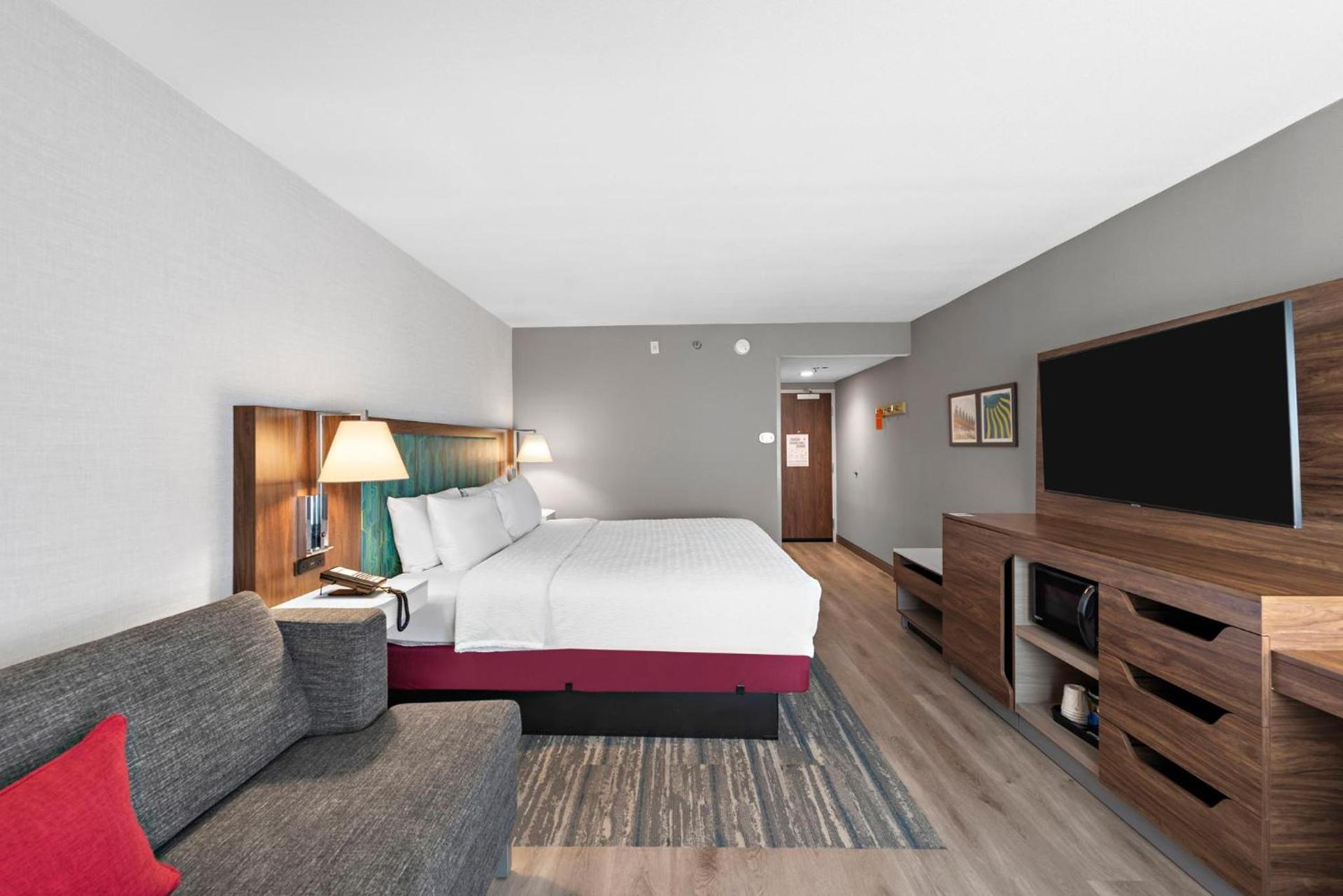 Hampton Inn by Hilton Los Angeles Airport LAX photo 44