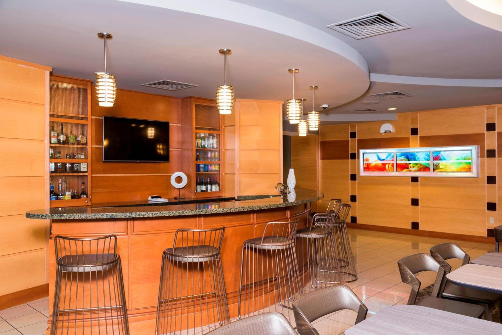 SpringHill Suites Midland photo 16