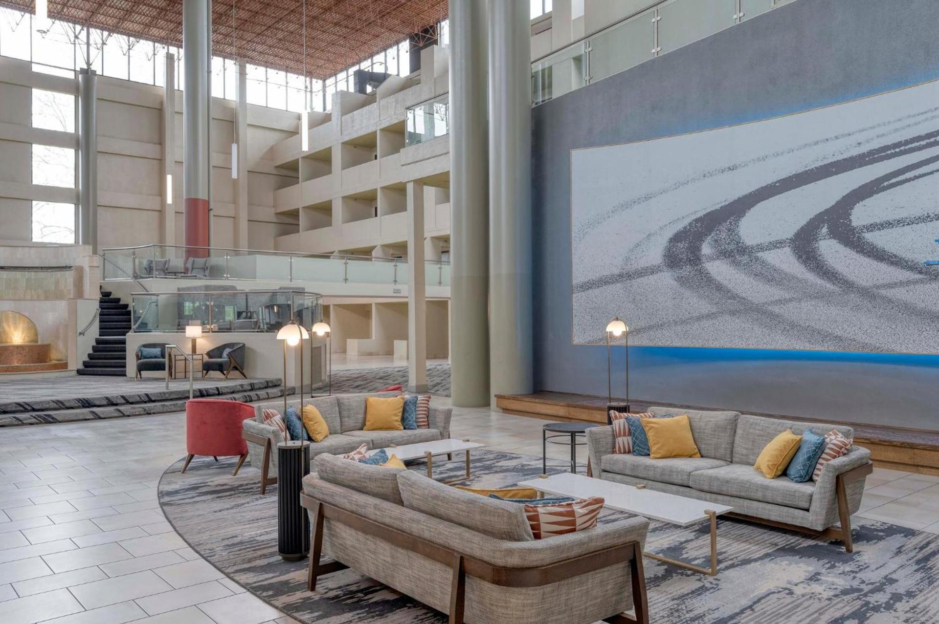 Crowne Plaza Indianapolis-Airport by IHG photo 26