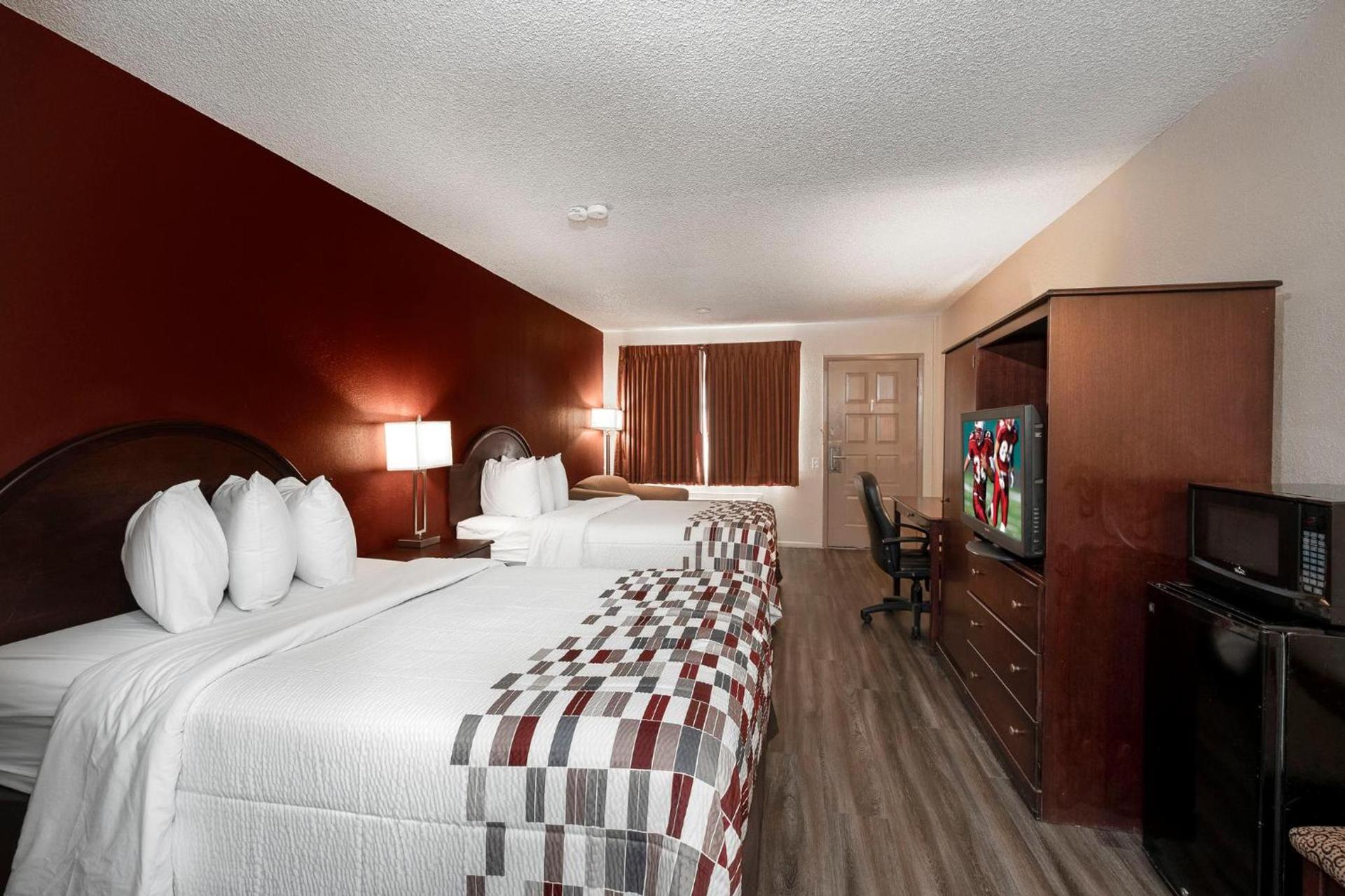 Econo Lodge Childress photo 29