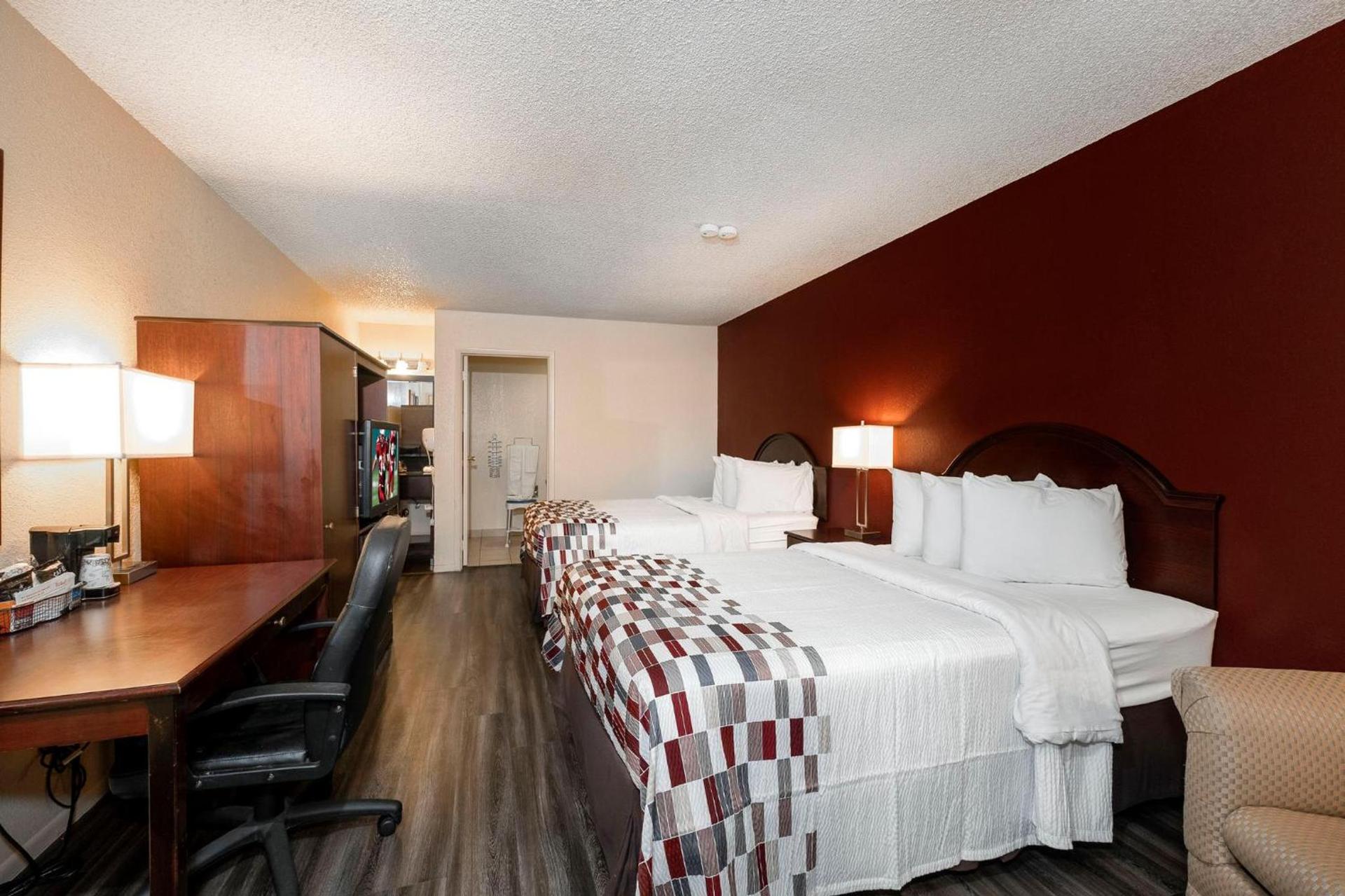 Econo Lodge Childress photo 27