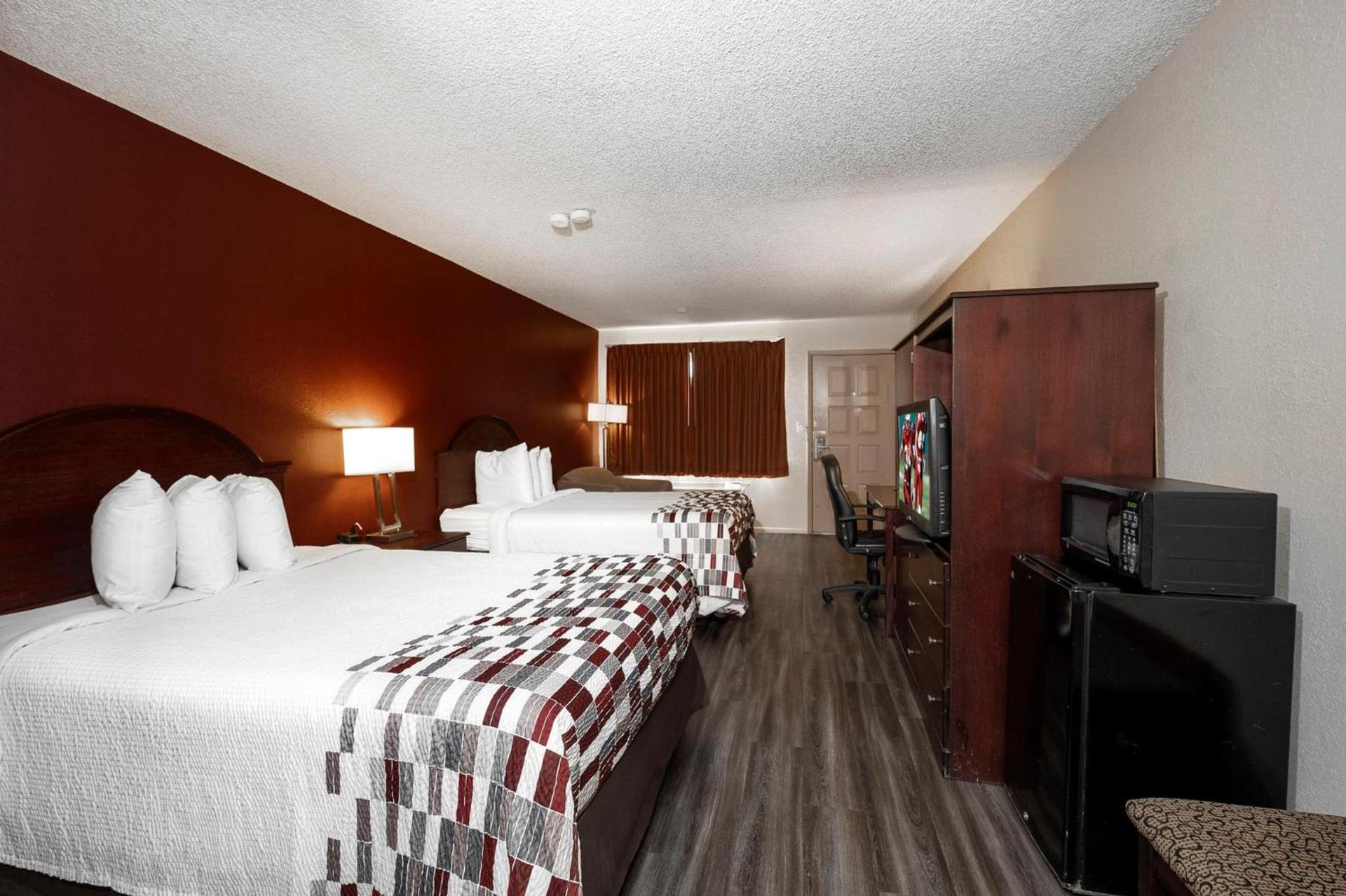 Econo Lodge Childress photo 28