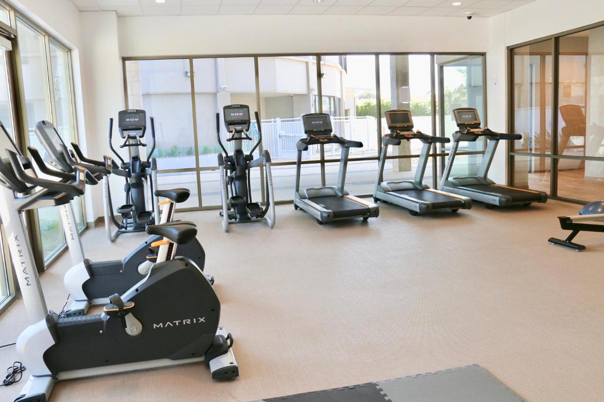 Staybridge Suites - Long Beach Airport by IHG photo 2