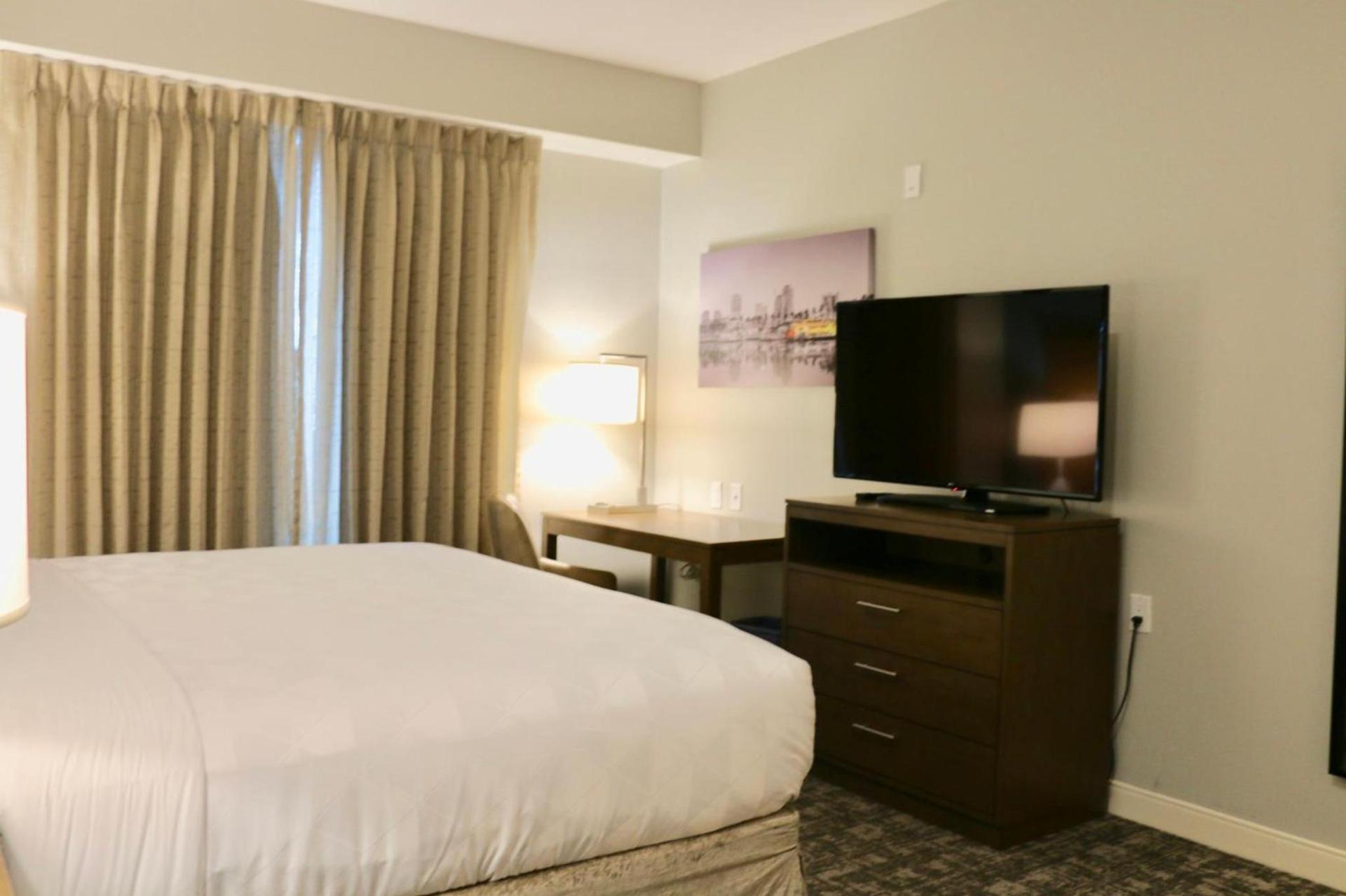 Staybridge Suites - Long Beach Airport by IHG photo 36