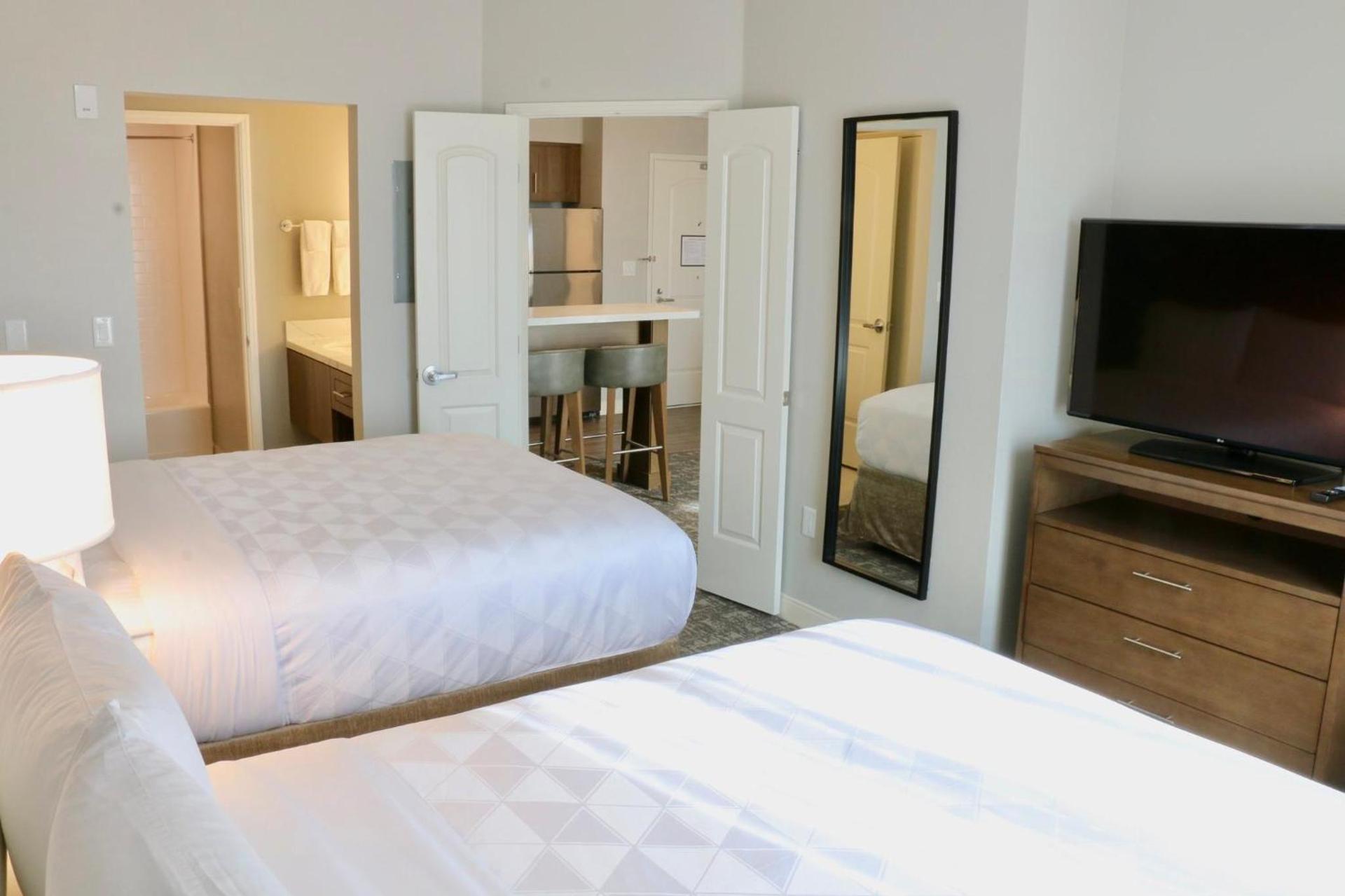 Staybridge Suites - Long Beach Airport by IHG photo 27