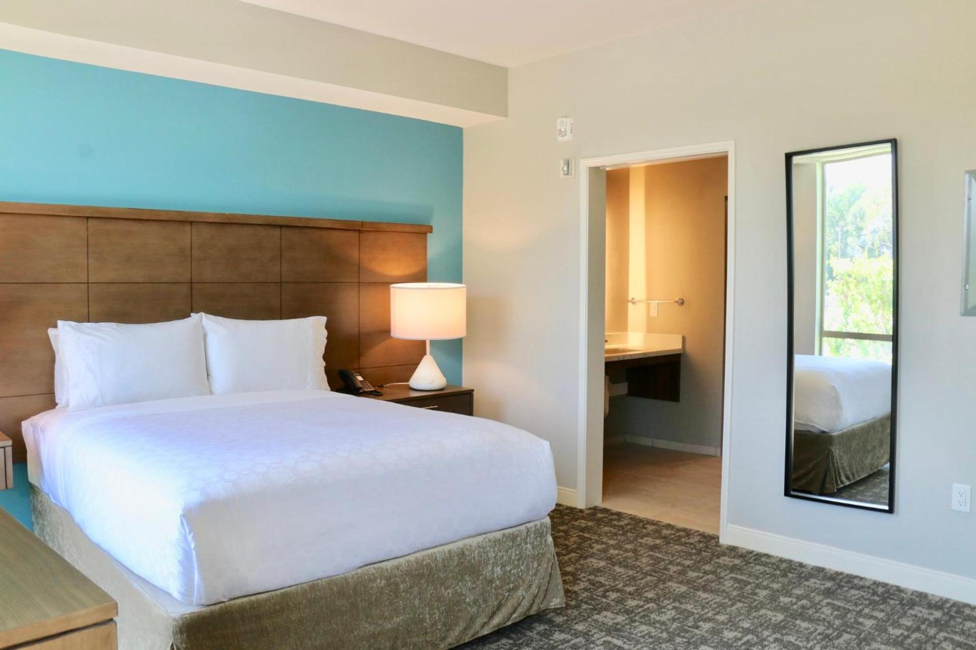 Staybridge Suites - Long Beach Airport by IHG photo 28