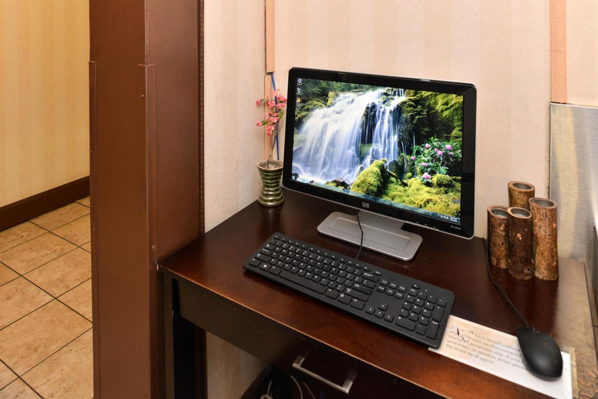 SYLO Hotel Denver Airport, a Ramada by Wyndham photo 29