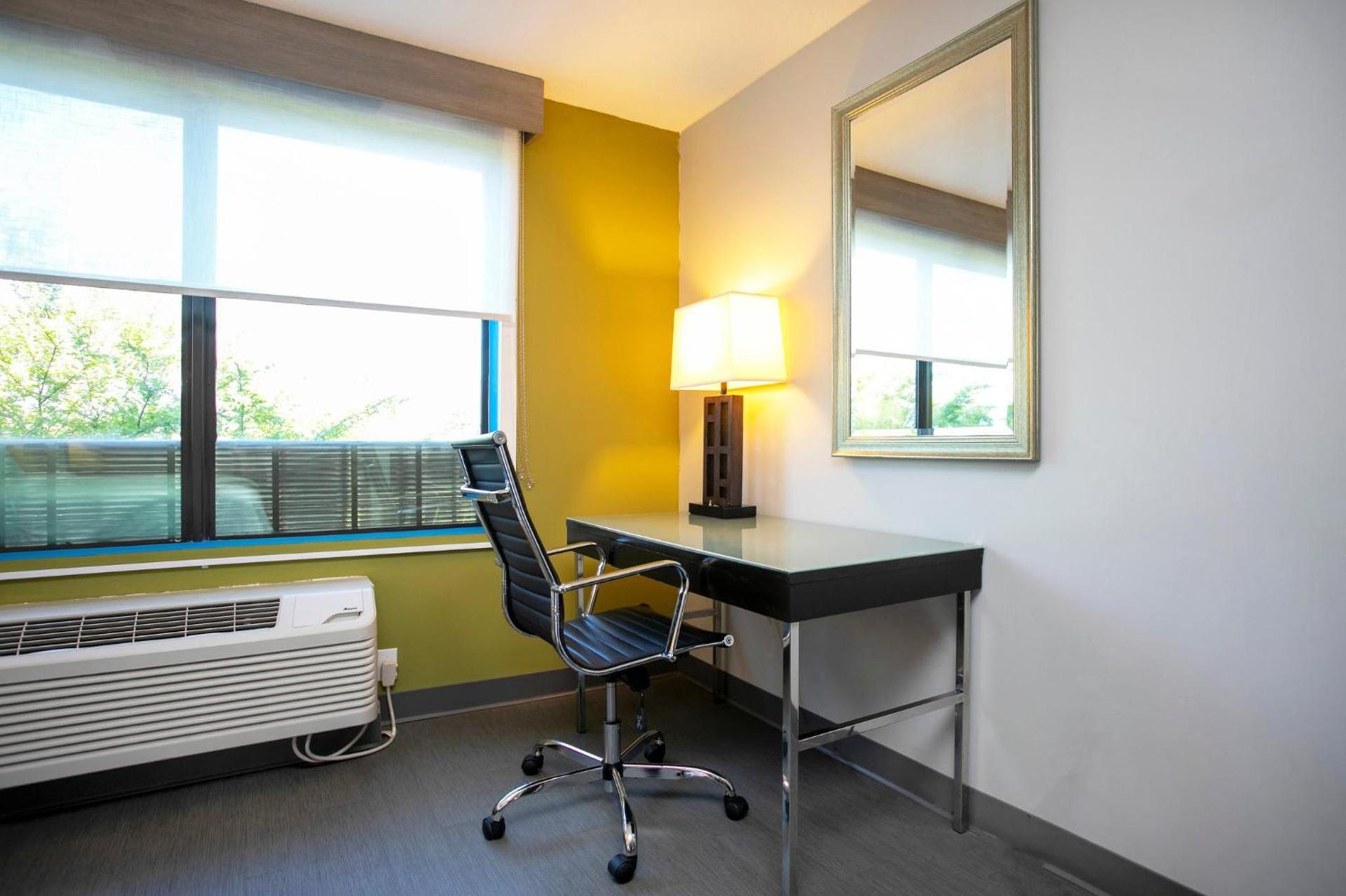 Holiday Inn Express & Suites Jacksonville - Atlantic Beach by IHG photo 45