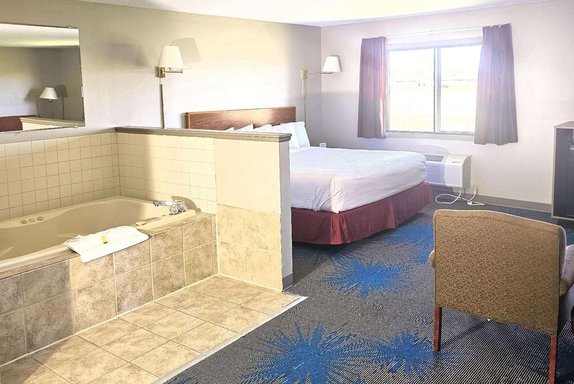 Days Inn by Wyndham North Sioux City photo 25