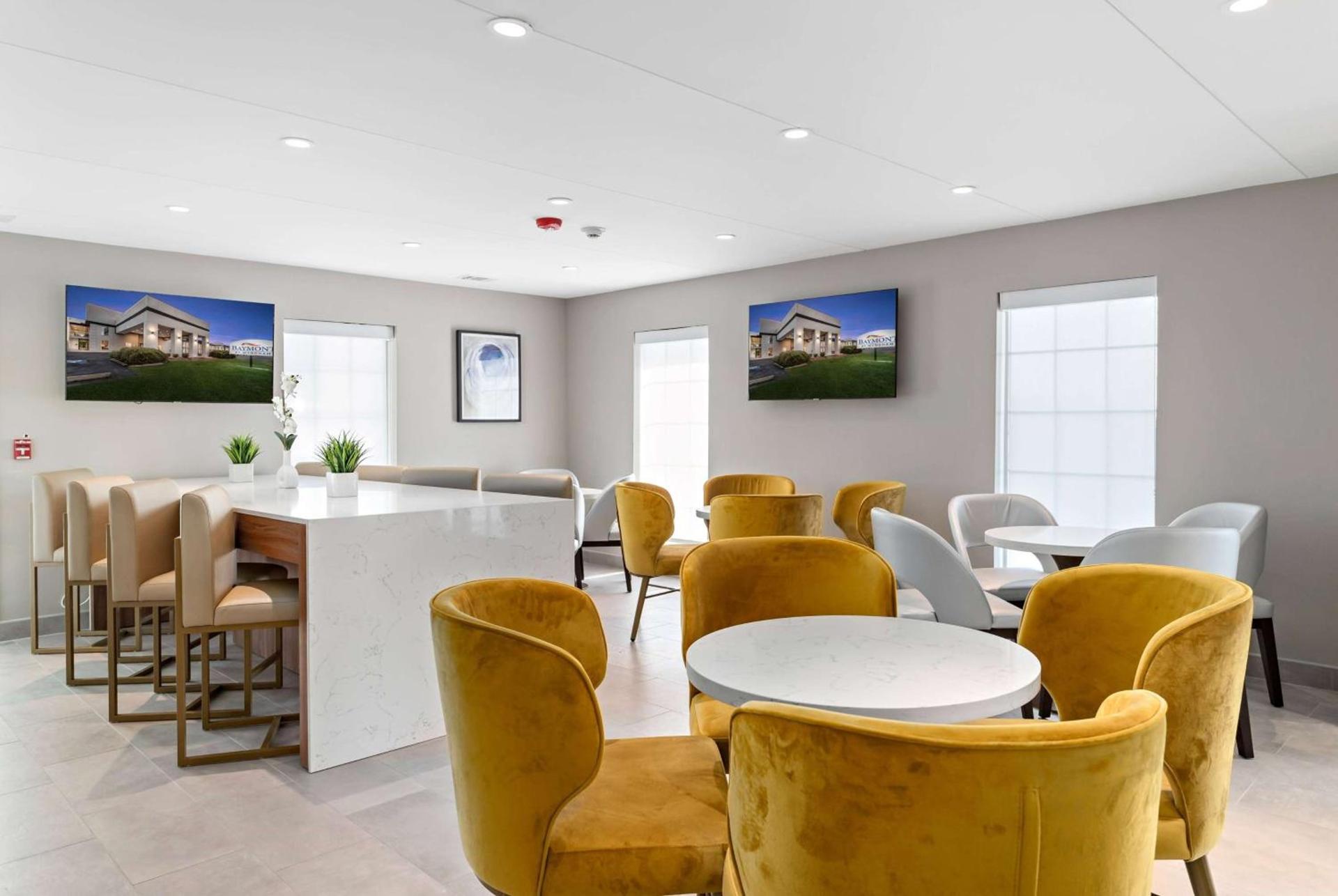 Baymont by Wyndham Beaumont photo 26