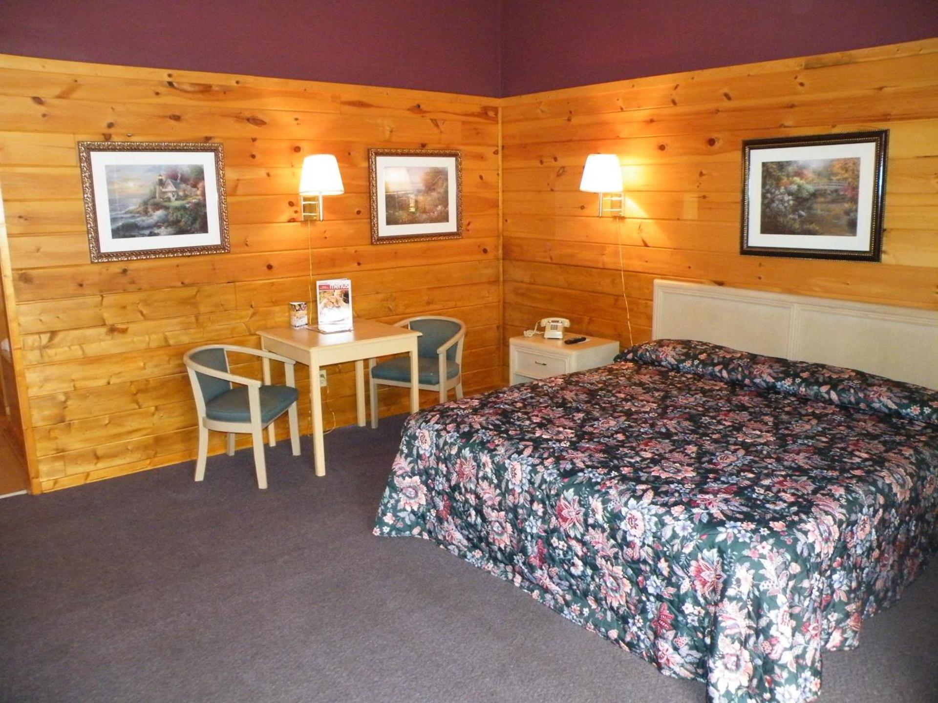 Green Valley Motel photo 16