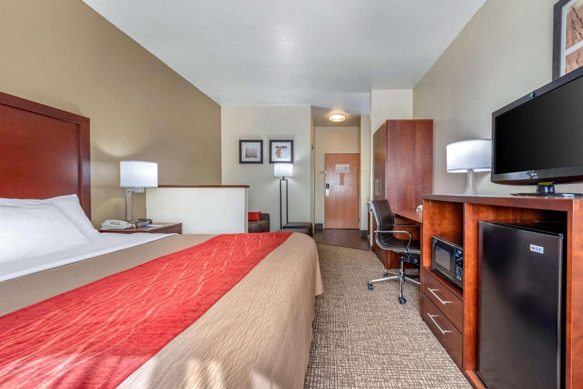 Comfort Inn Fremont photo 30