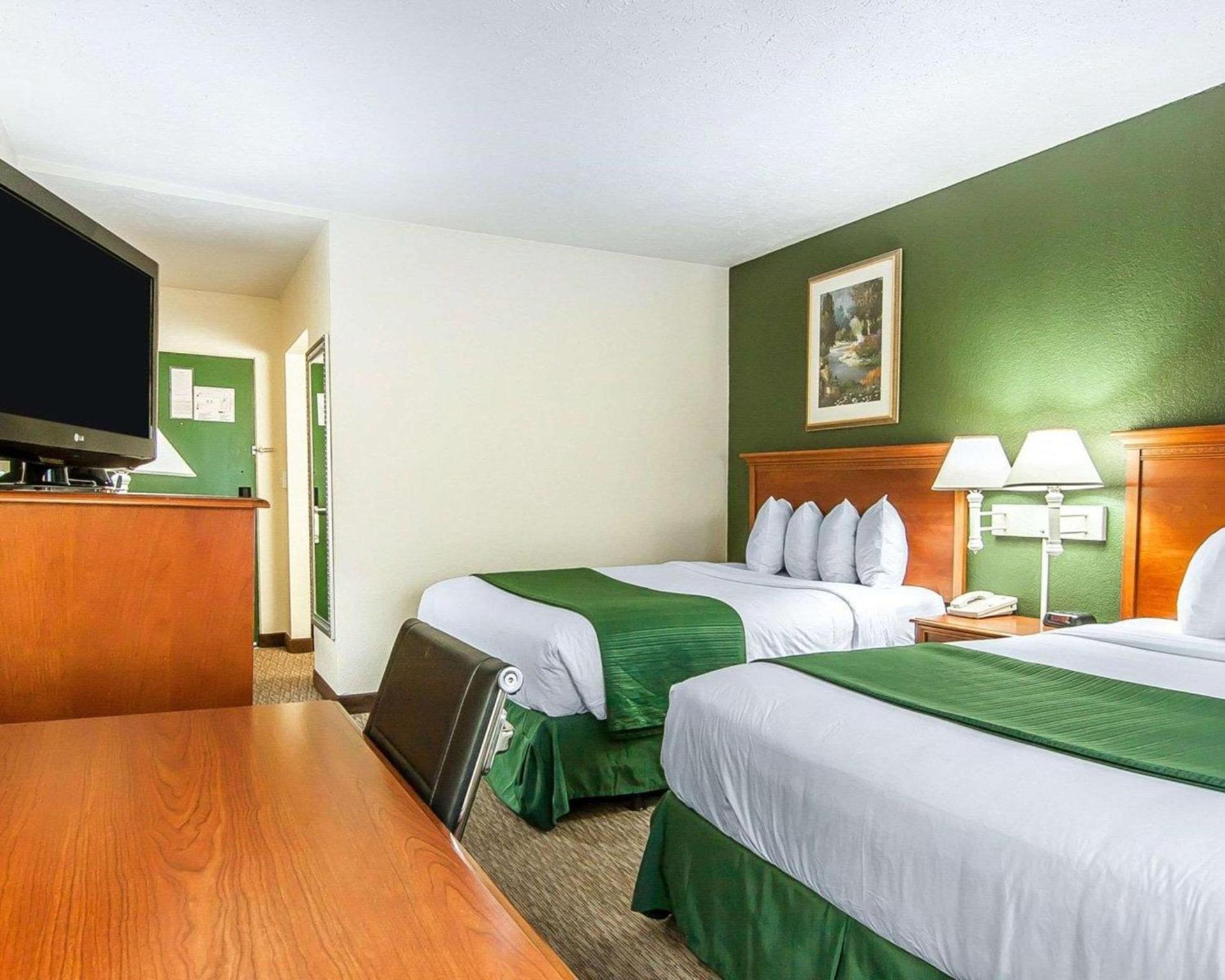 Quality Inn Downtown Convention Center photo 12