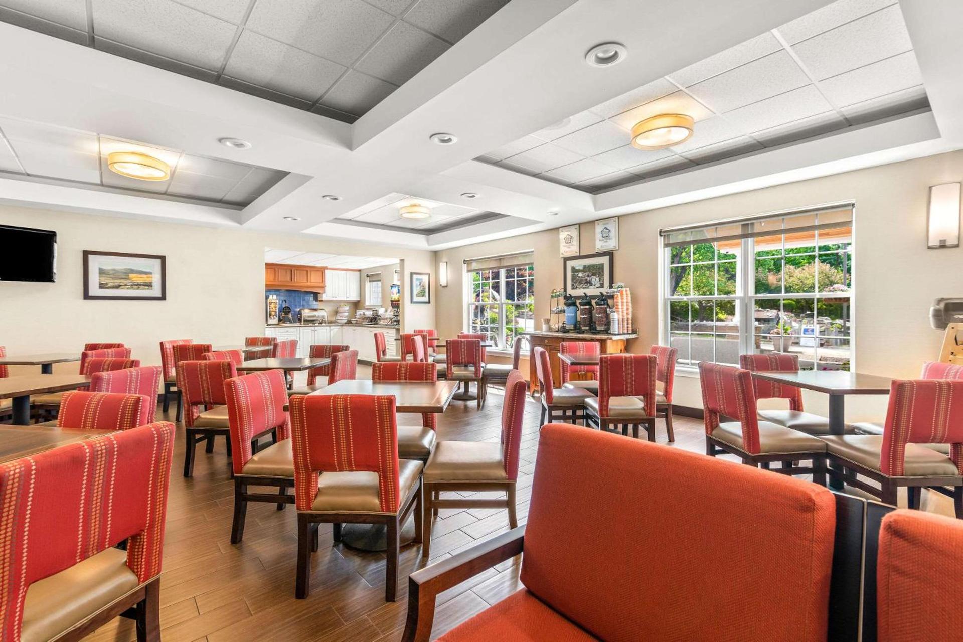 Comfort Inn & Suites North Conway photo 35