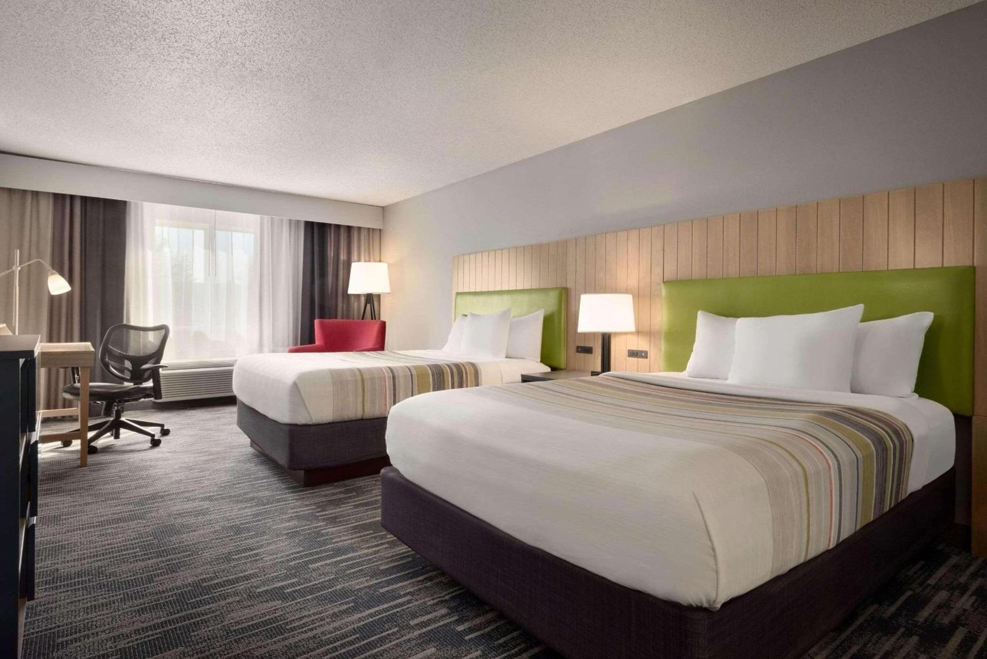 Country Inn & Suites by Radisson, Brookings photo 6