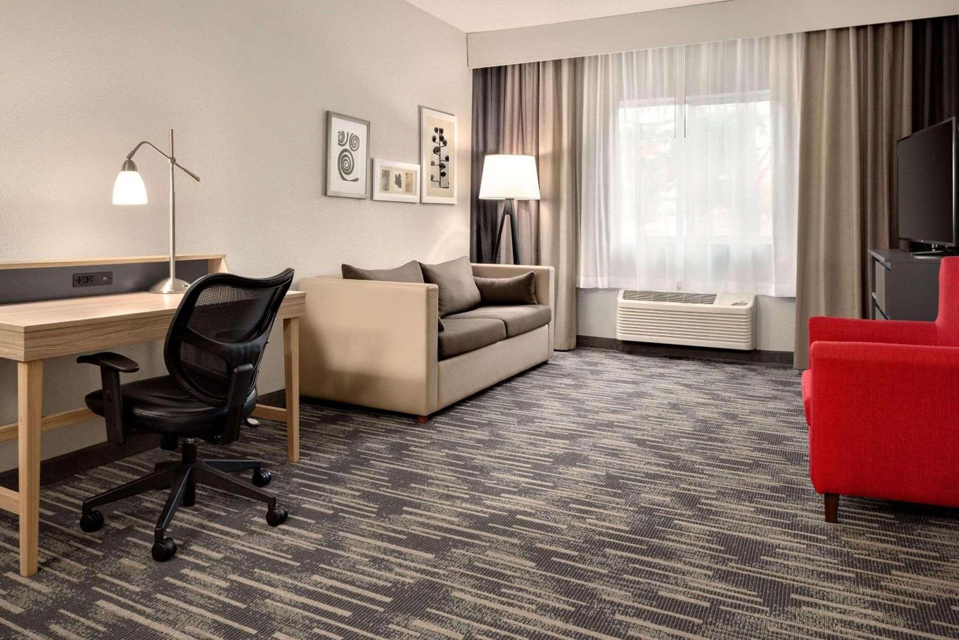 Country Inn & Suites by Radisson, Brookings photo 25