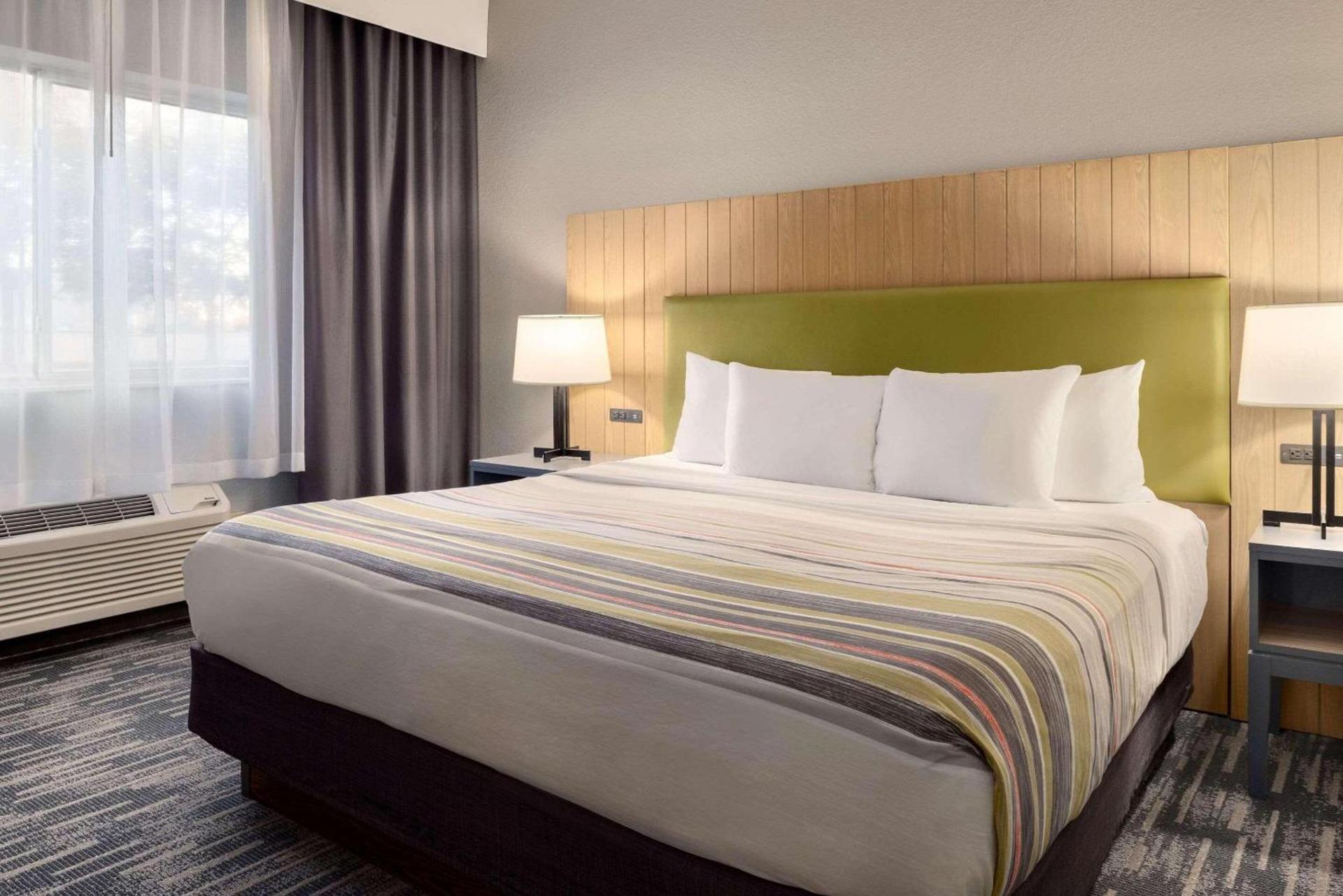 Country Inn & Suites by Radisson, Brookings photo 20