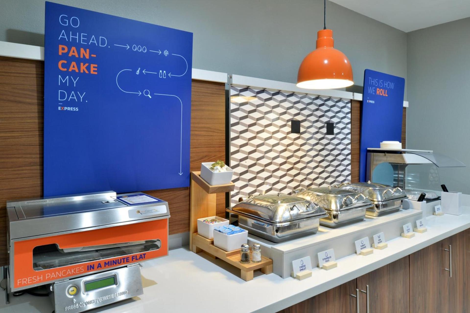 Holiday Inn Express Hotel & Suites Carthage by IHG photo 19
