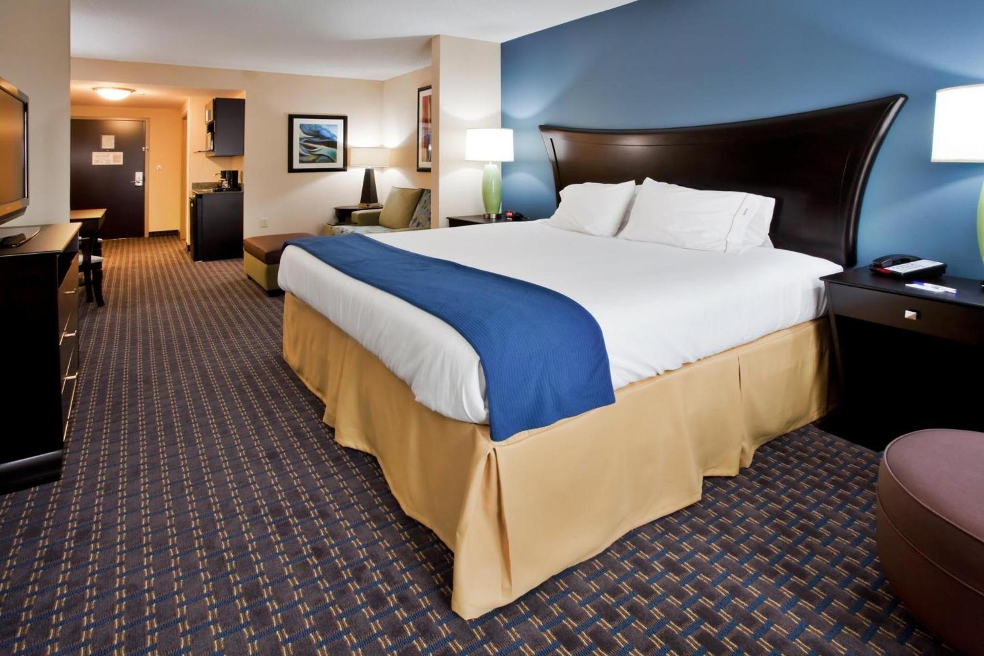 Holiday Inn Express Hotel & Suites Largo-Clearwater by IHG photo 6