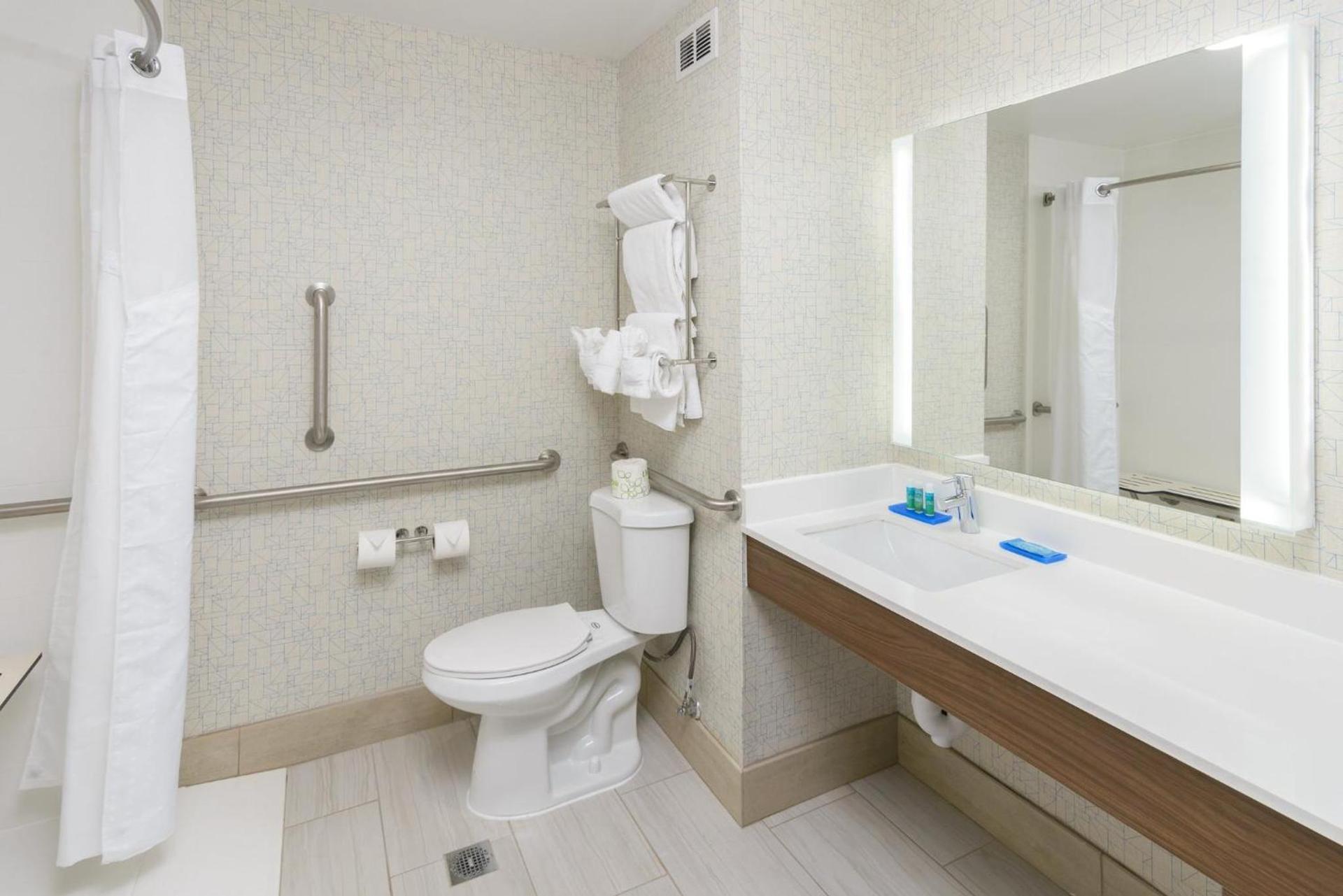 Holiday Inn Express Southington by IHG photo 32