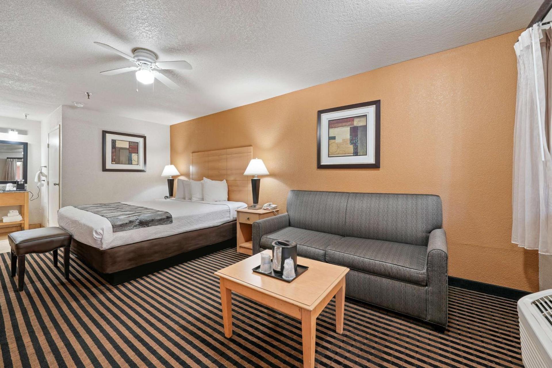 Best Western Plus Executive Inn & Suites photo 44