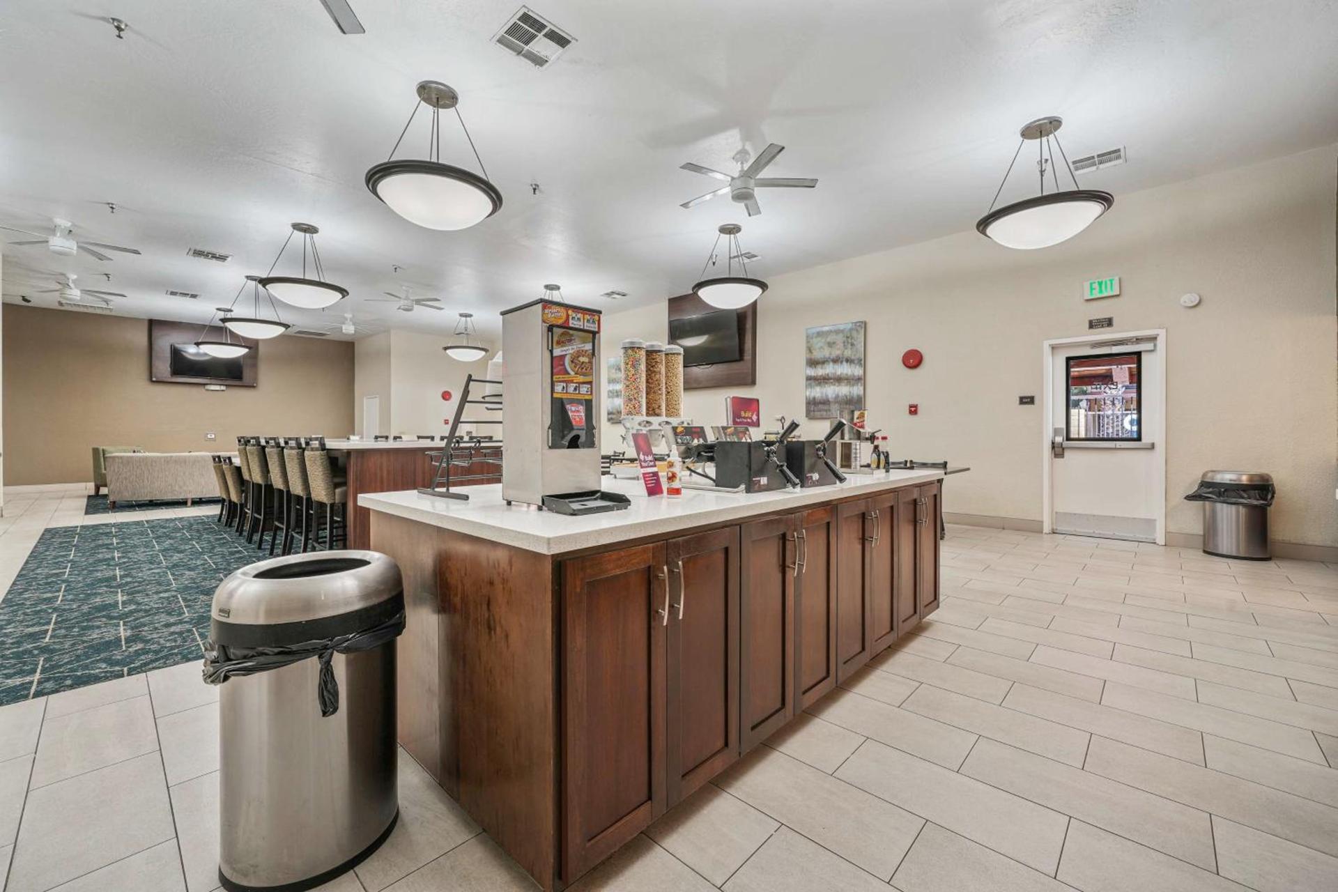 Best Western Plus Executive Inn & Suites photo 39