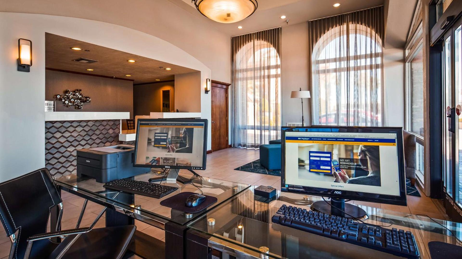 Best Western Plus Executive Inn & Suites photo 2
