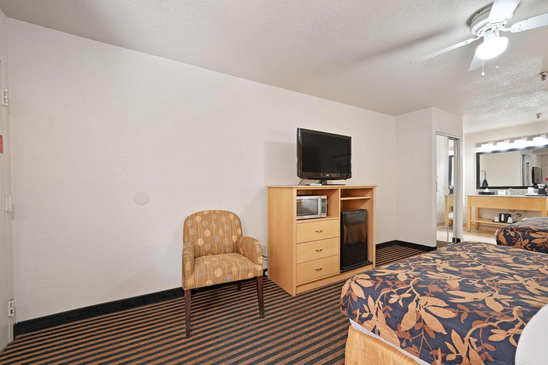 Best Western Plus Executive Inn & Suites photo 42