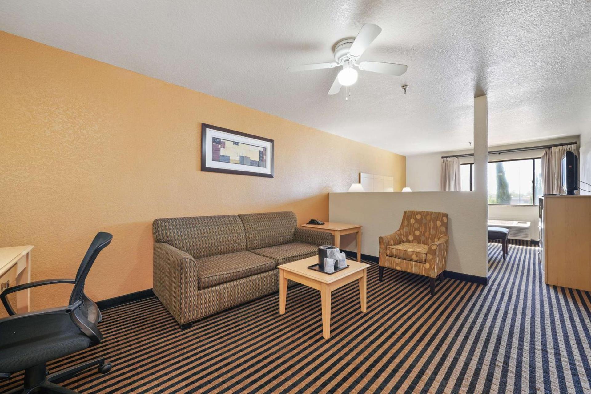 Best Western Plus Executive Inn & Suites photo 22