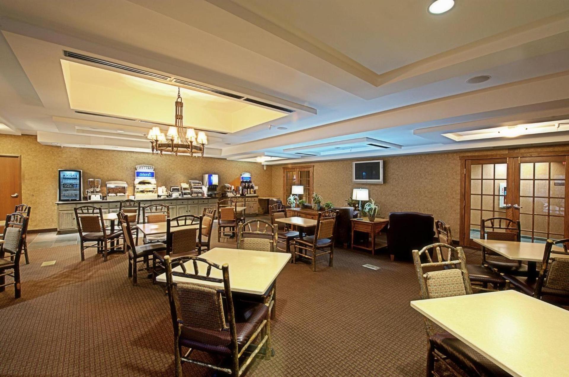 Holiday Inn Express Sierra Vista by IHG photo 2