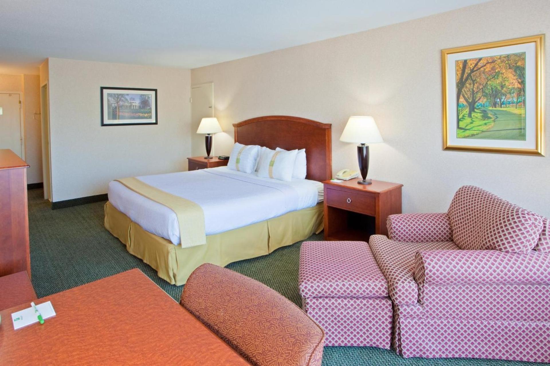 Holiday Inn University Area Charlottesville by IHG photo 23
