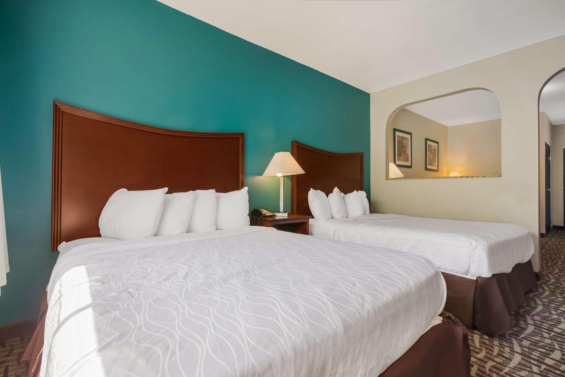 SureStay Plus Hotel by Best Western Topeka photo 5