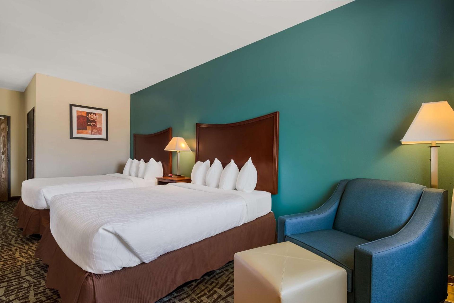 SureStay Plus Hotel by Best Western Topeka photo 6