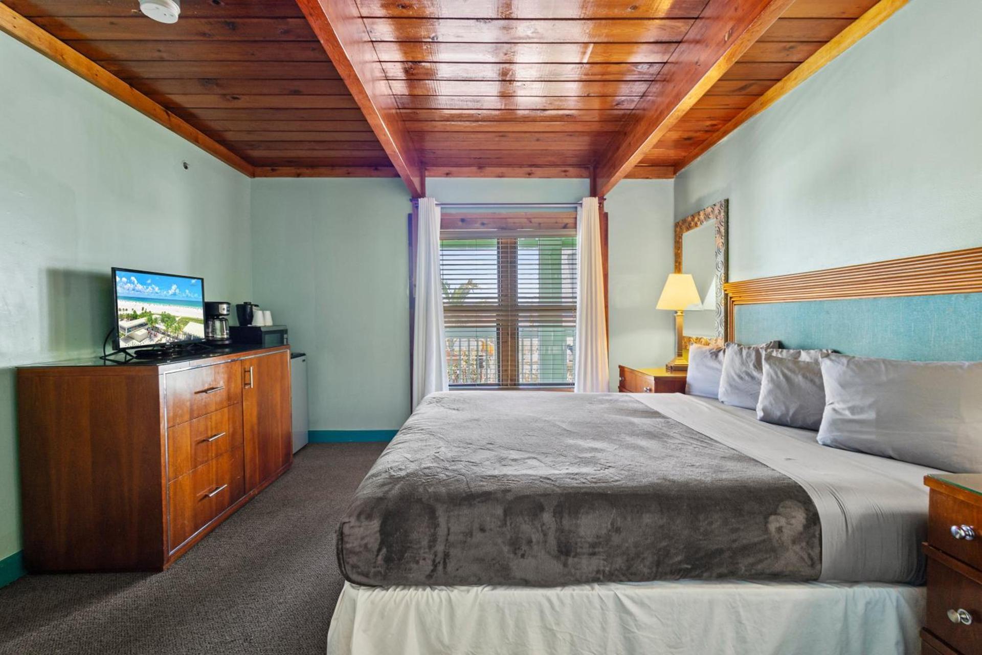 Oceanfront Inn, Partial Ocean View, King Bed, #8 photo 21