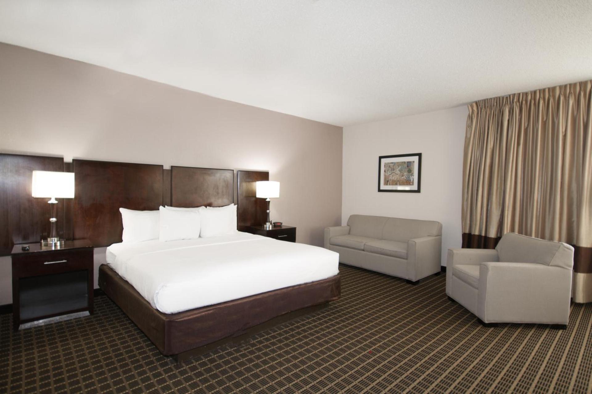 Clarion Inn & Suites Miami International Airport photo 11