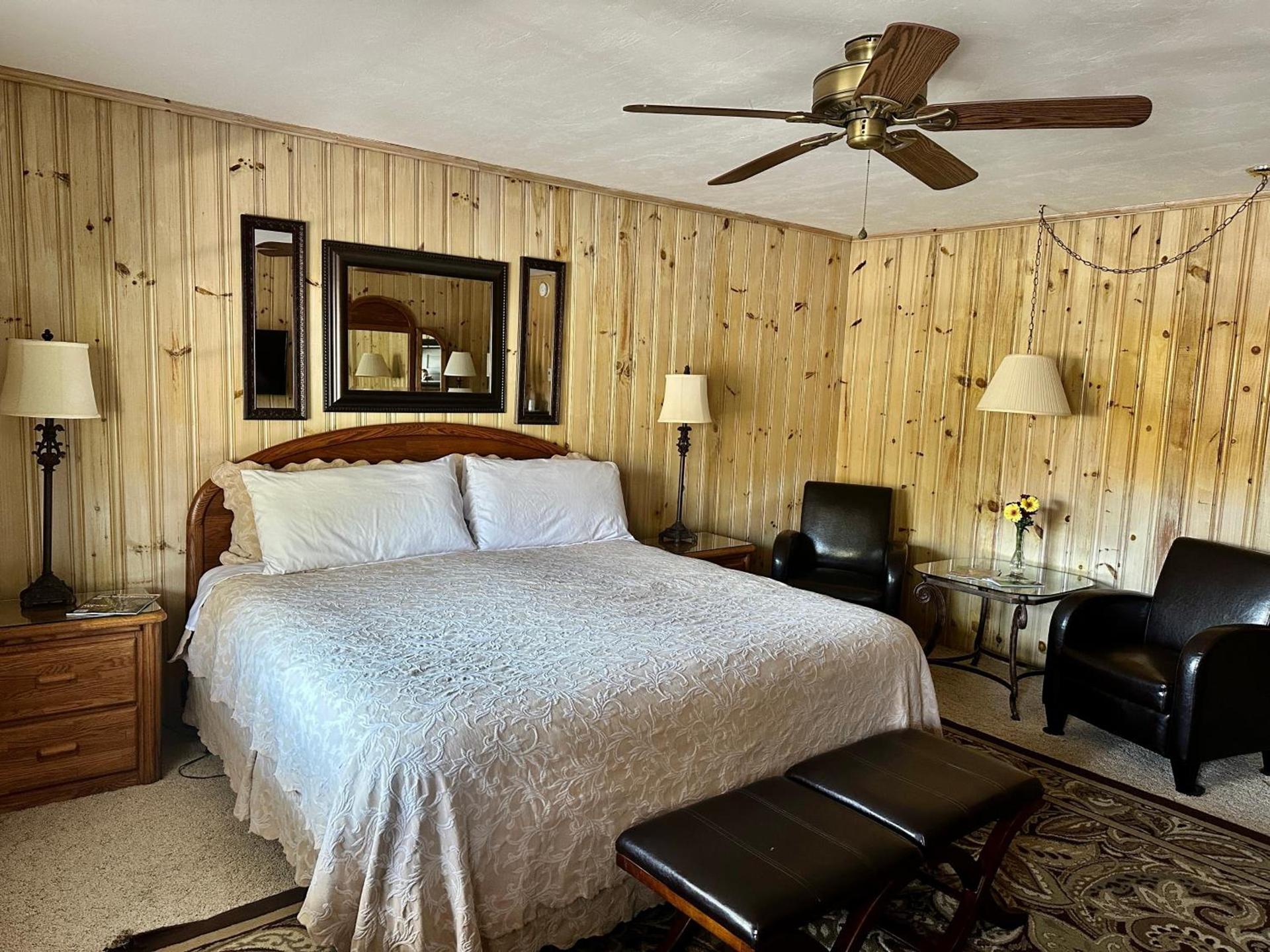 Azalea Garden Inn photo 46