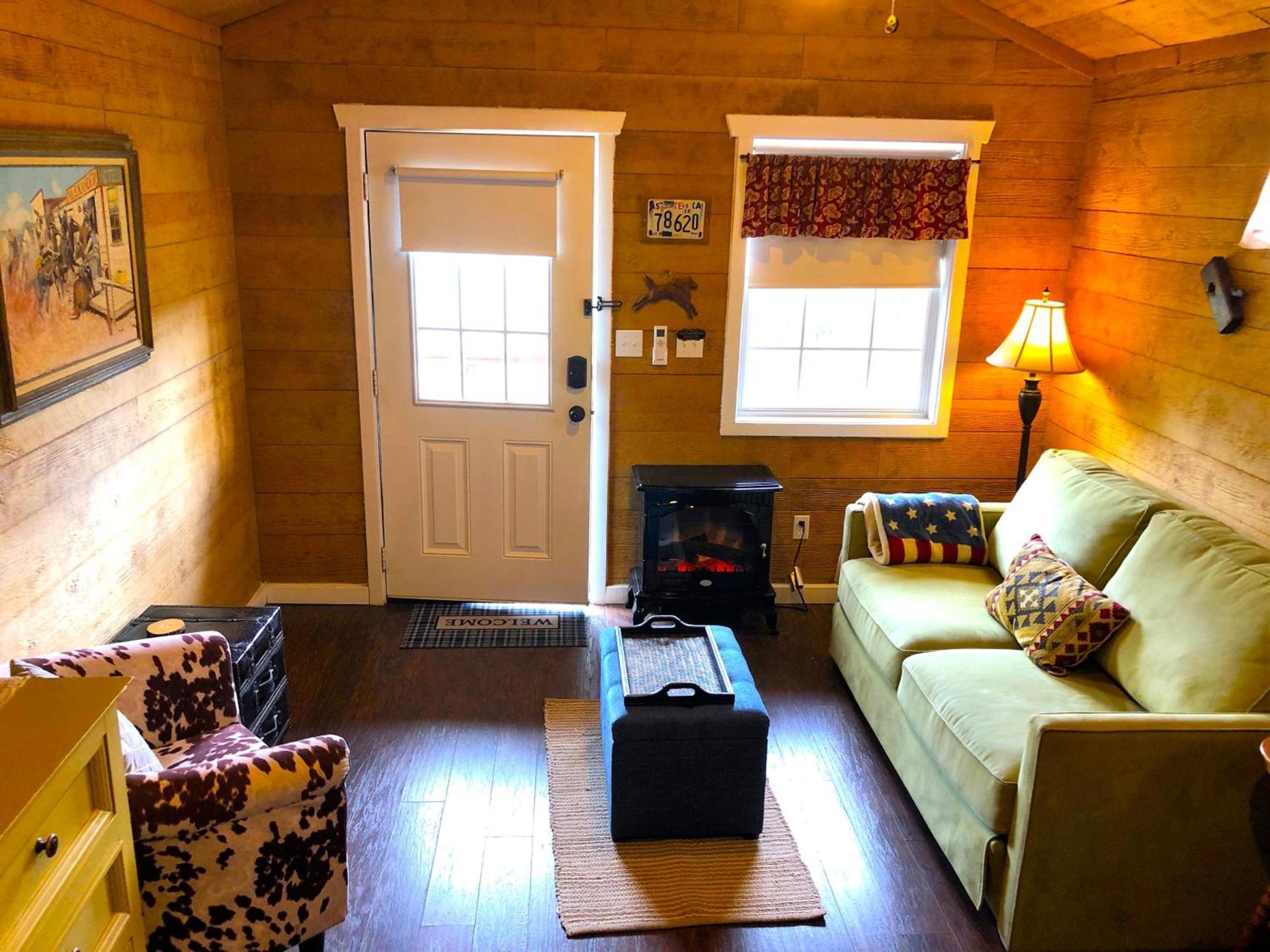 The Alexander at Creek Road photo 24